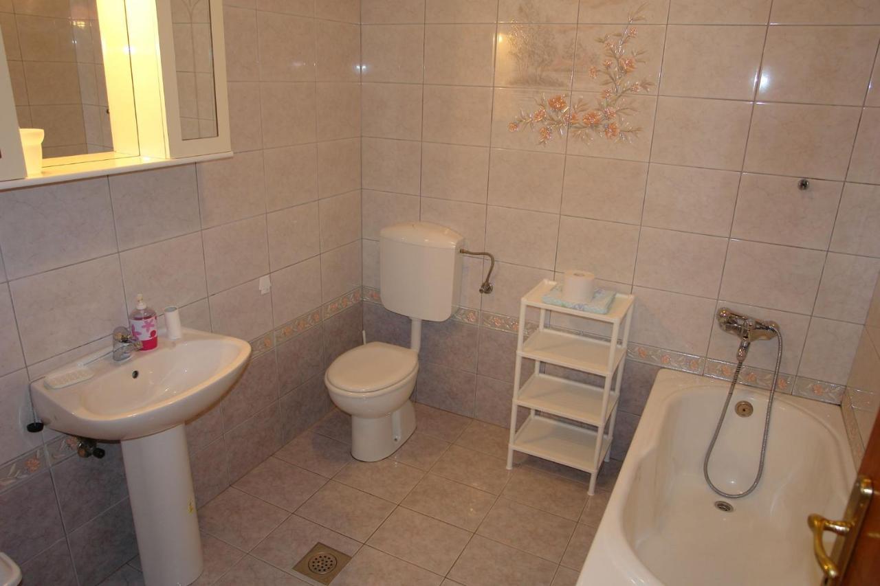 Apartment Niki 1 Novi Vinodolski Bagian luar foto