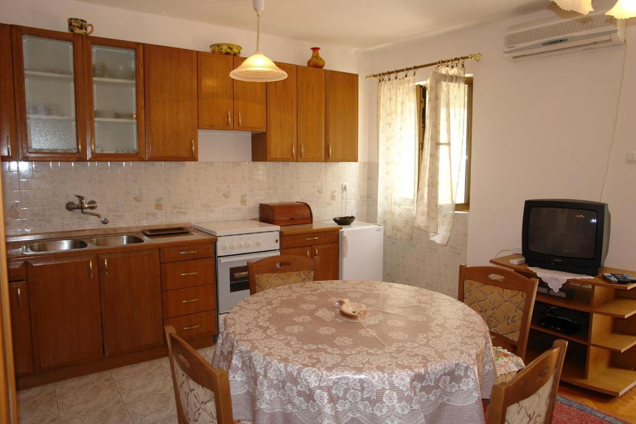 Apartment Niki 1 Novi Vinodolski Bagian luar foto