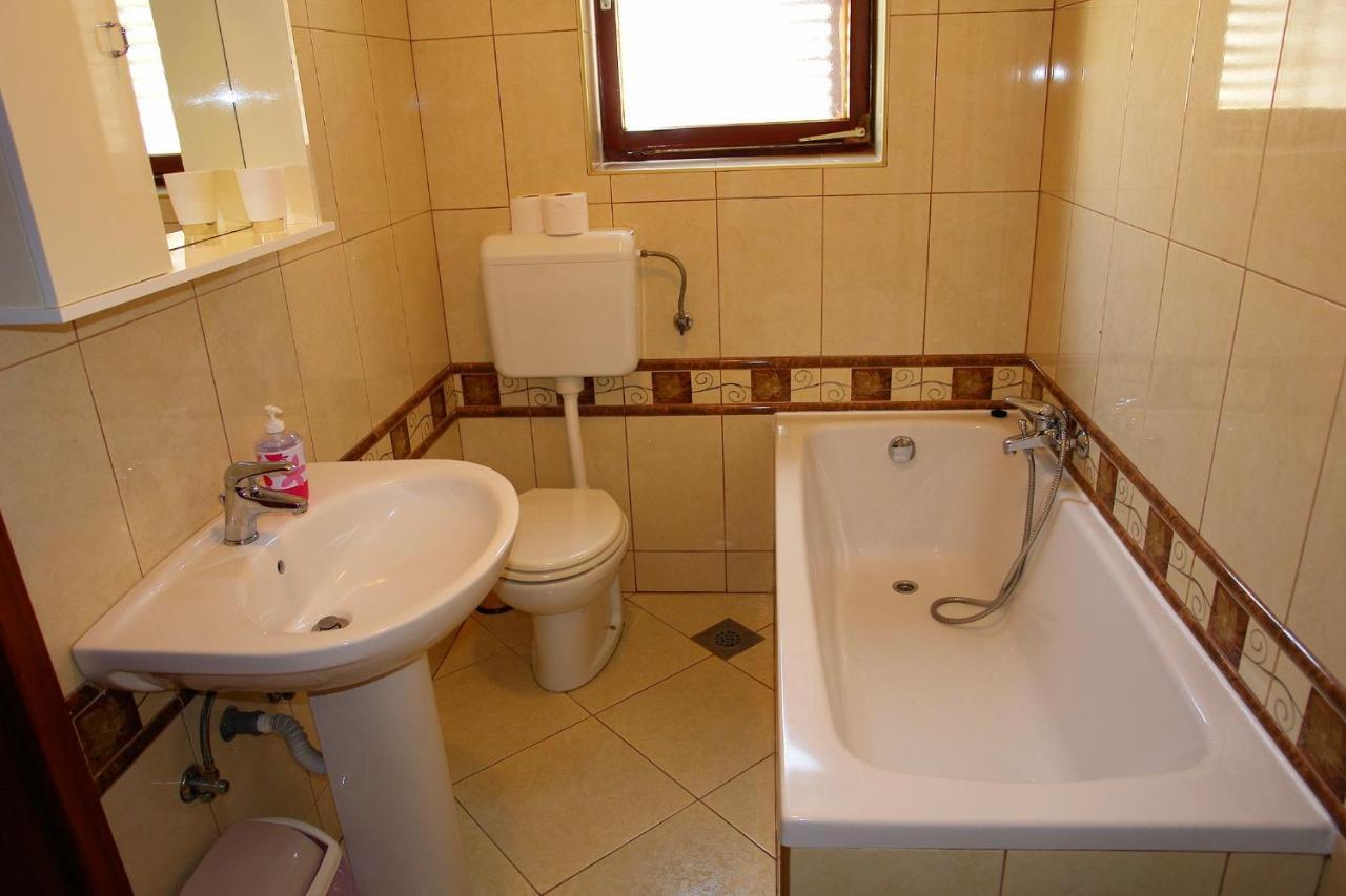 Apartment Niki 1 Novi Vinodolski Bagian luar foto