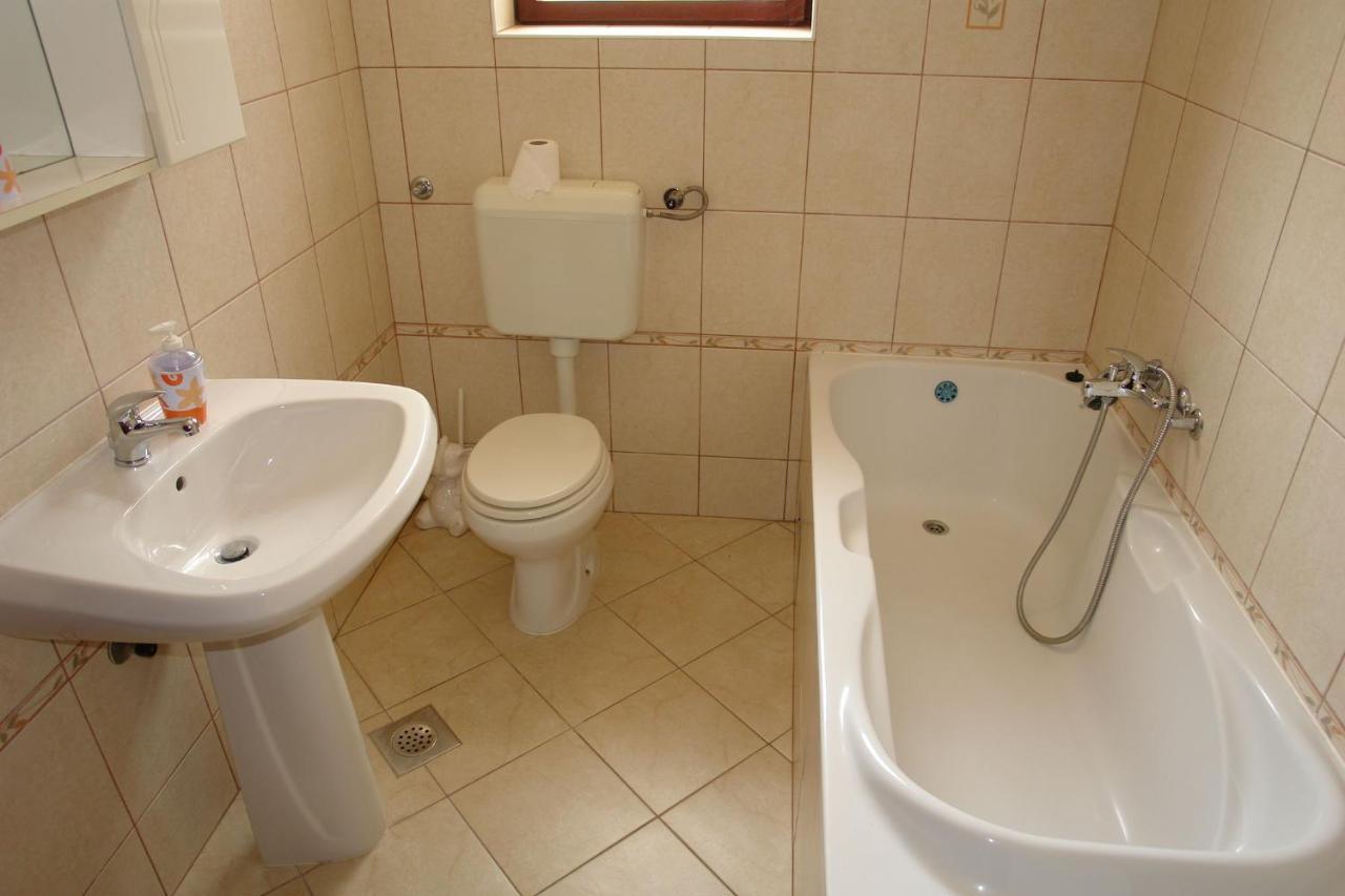 Apartment Niki 1 Novi Vinodolski Bagian luar foto