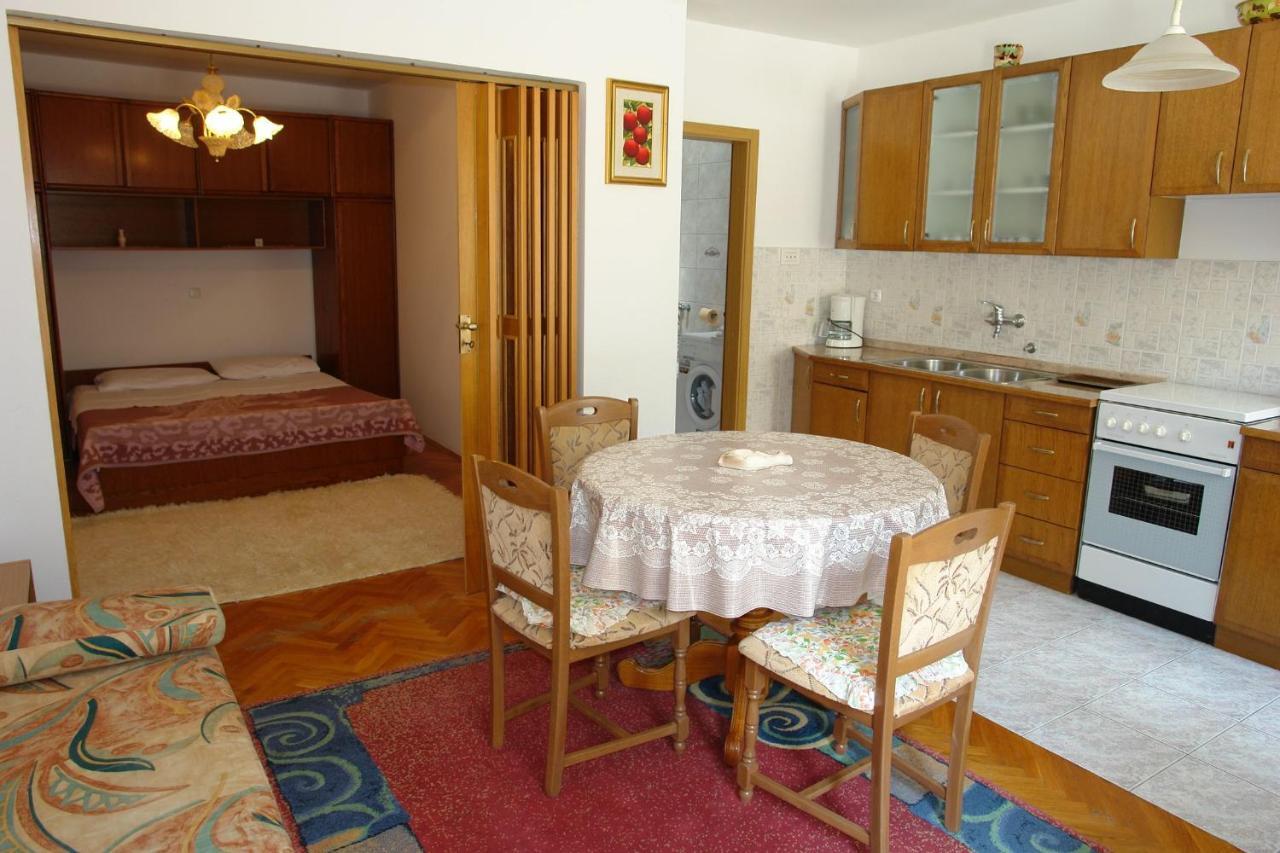 Apartment Niki 1 Novi Vinodolski Bagian luar foto